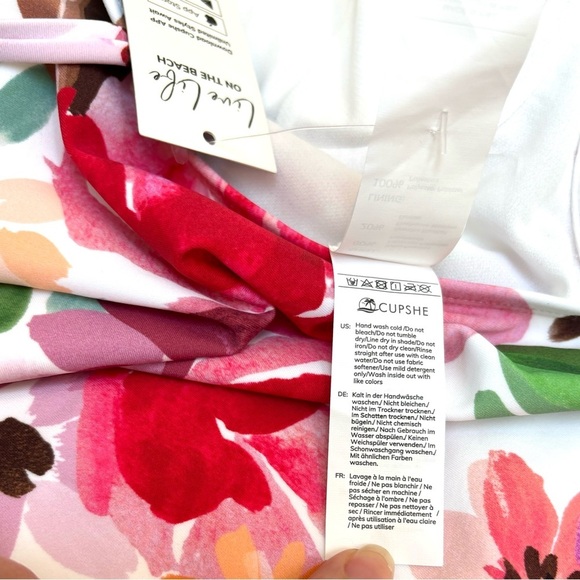 Cupshe Holiday Garden Floral Sweetheart Underwire Cheeky One Piece Swimsuit M - Picture 11 of 14